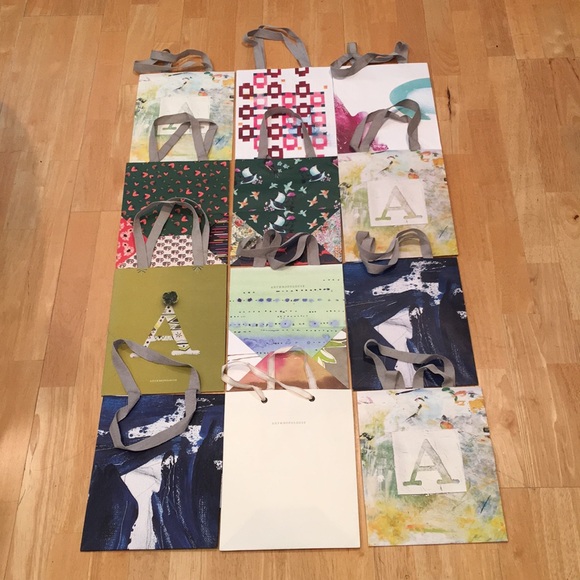Dozen Anthropologie shopping bags 🛍